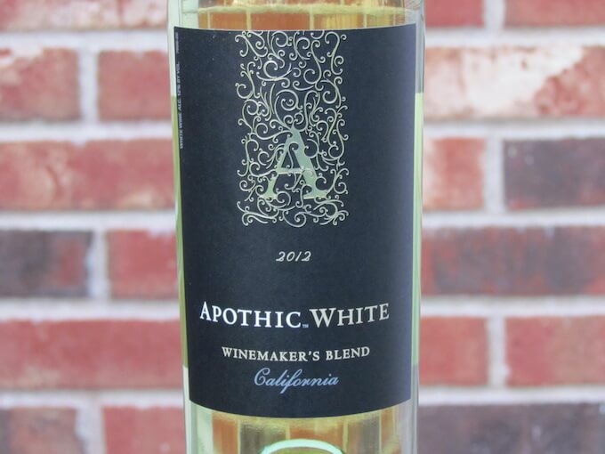 https://www.honestwinereviews.com/wp-content/uploads/2023/02/Apothic-White-Winemakers-Blend.jpg